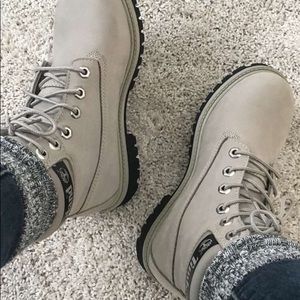 size 5 timberland girl boots